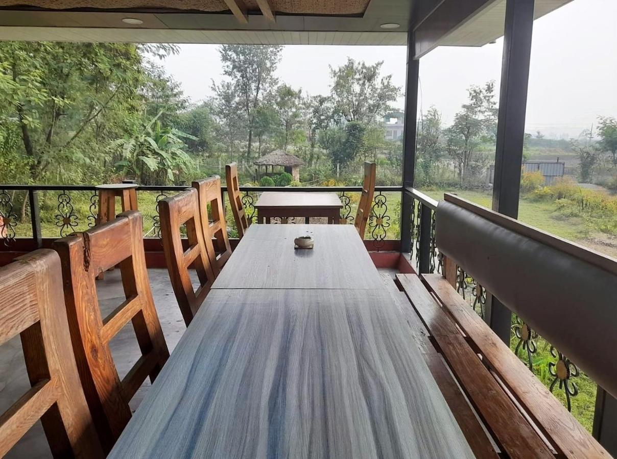 The Glasshouse Hotel Kawasoti Luaran gambar